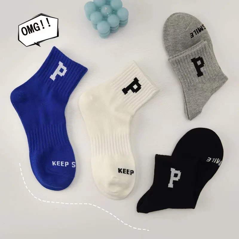 Poliester, pamuk korejski slovo P unisex pamučne čarape 2022 novi INS modni brand Klein blue slatka čarape su pogodni za sva godišnja doba