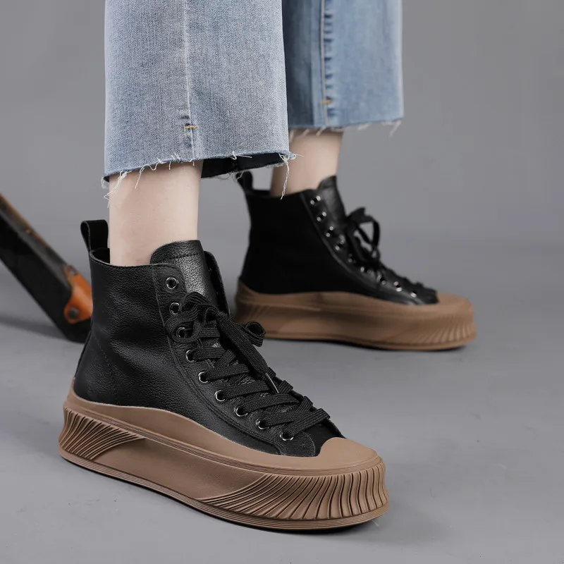 Ženske čizme do 2022 godine Jesenje cipele ženske Cipele na platformu i debelim petama u stilu punk Ženske Čizme od prave kože Moto
