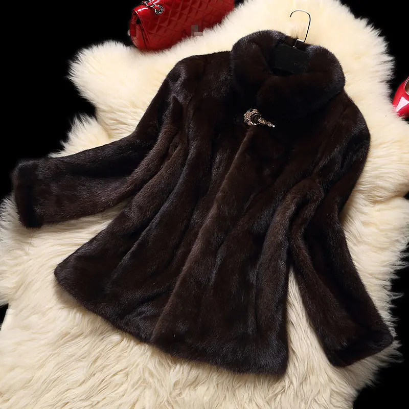 uredan kaput od krzna Mink kaput s kratkim ispod pazuha srednje i starije dobi XL 2023 ženska odjeća odjeća jakne kaputi krzna