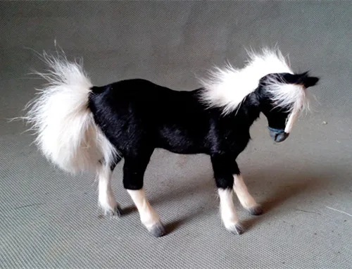 imitacija crna konja mini 12x9 cm, tvrd modela je od polietilena i krzna, igračke, rekvizite, ukras za dom 0873